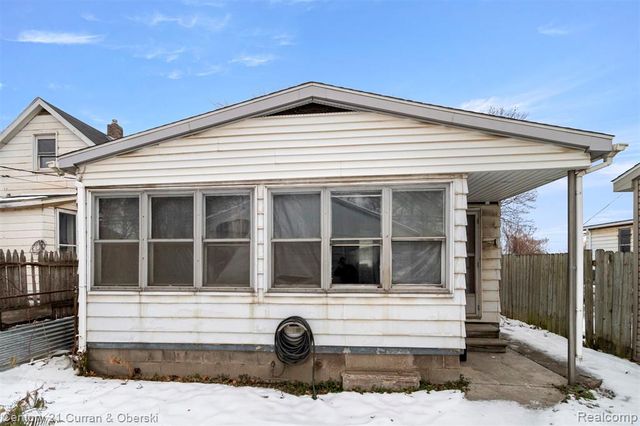 3949 Trenton Street, Detroit, MI 48210