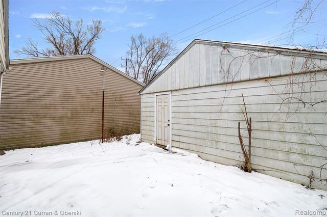 3949 Trenton Street, Detroit, MI 48210