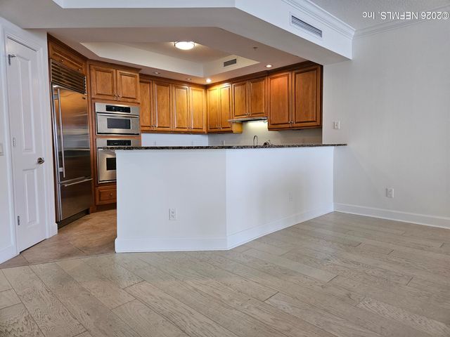 1031 1ST Street 1105, Jacksonville Beach, FL 32250