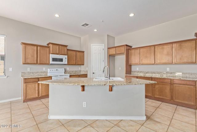 13582 S 184th Avenue, Goodyear, AZ 85338