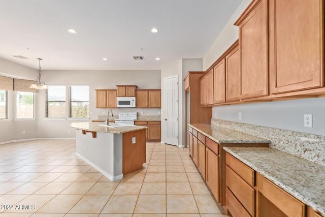 13582 S 184th Avenue, Goodyear, AZ 85338