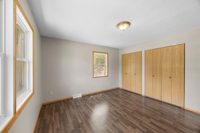 6117 W 105th Street, Bloomington, MN 55438