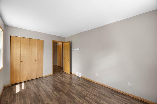 6117 W 105th Street, Bloomington, MN 55438