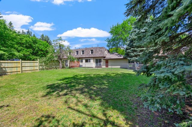 6117 W 105th Street, Bloomington, MN 55438