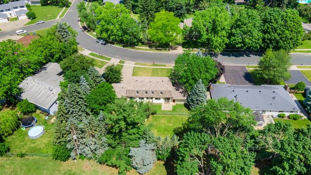 6117 W 105th Street, Bloomington, MN 55438