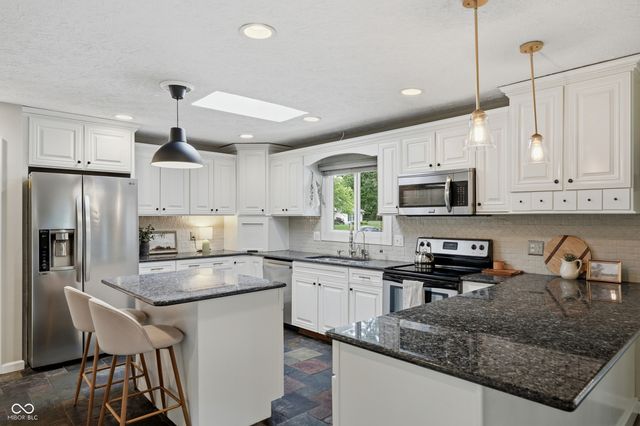 221 Aspen Way, Noblesville, IN 46062