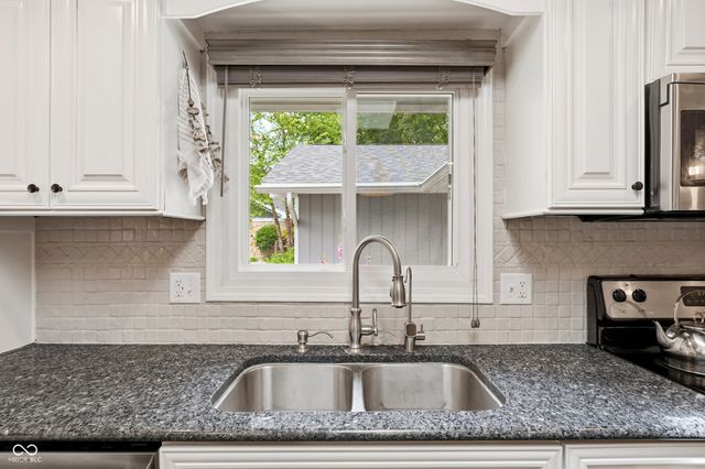 221 Aspen Way, Noblesville, IN 46062