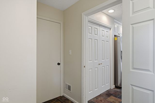 221 Aspen Way, Noblesville, IN 46062
