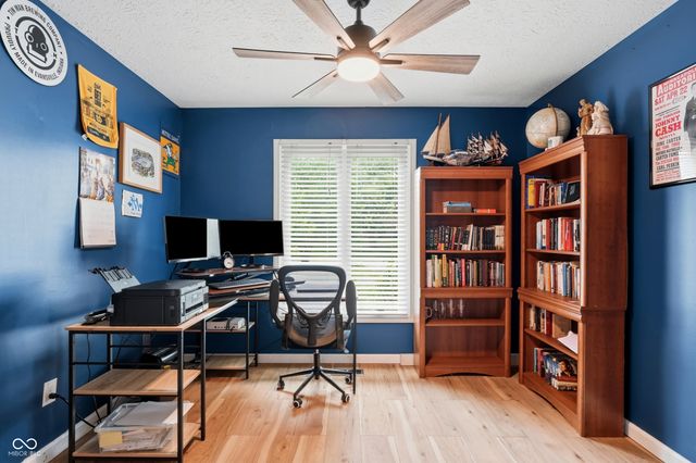 221 Aspen Way, Noblesville, IN 46062