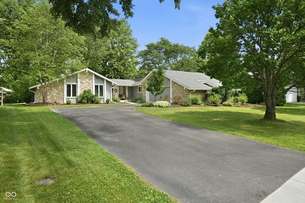 221 Aspen Way, Noblesville, IN 46062