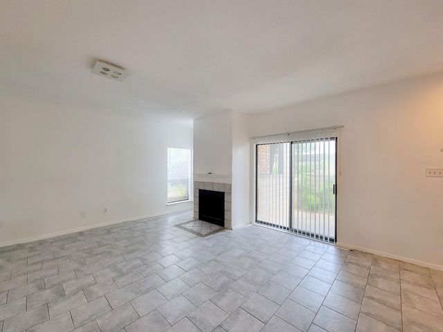 7119 N Holiday Drive, Galveston, TX 77550