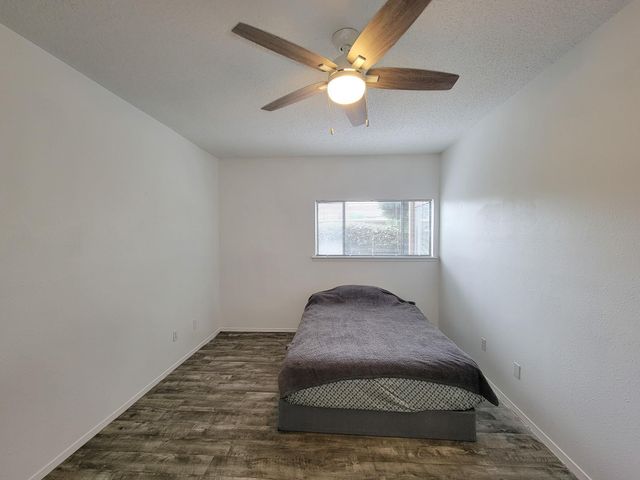 7119 N Holiday Drive, Galveston, TX 77550