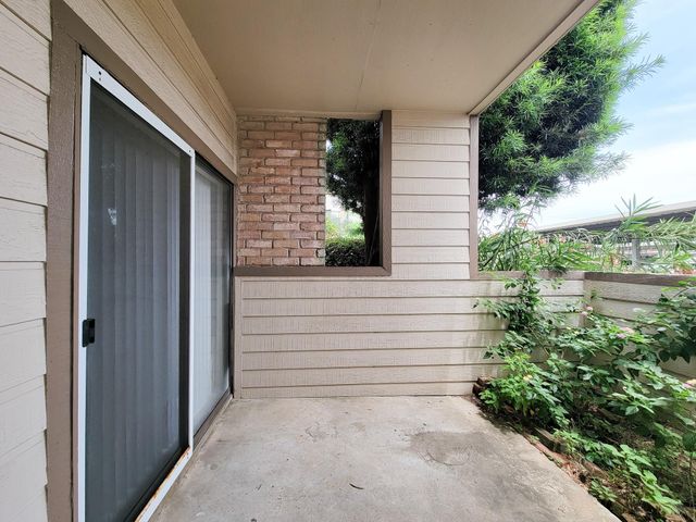 7119 N Holiday Drive, Galveston, TX 77550