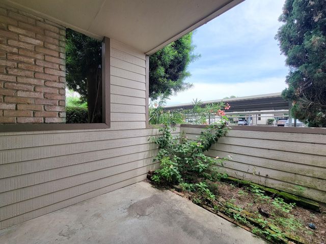 7119 N Holiday Drive, Galveston, TX 77550