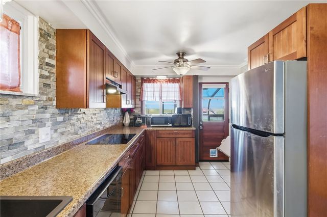 301 Nittany Dr, Monroeville, PA 15146