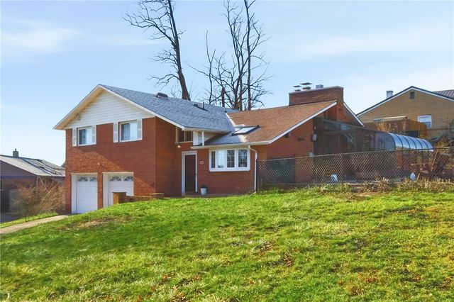 301 Nittany Dr, Monroeville, PA 15146