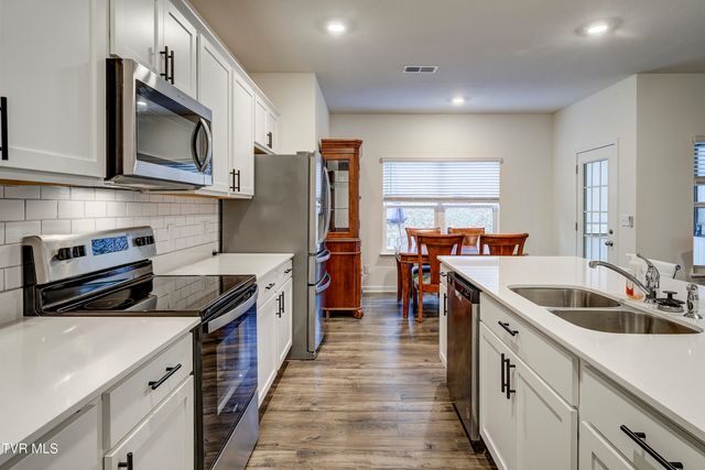 2472 Bridgeforth Crossing, Kingsport, TN 37664