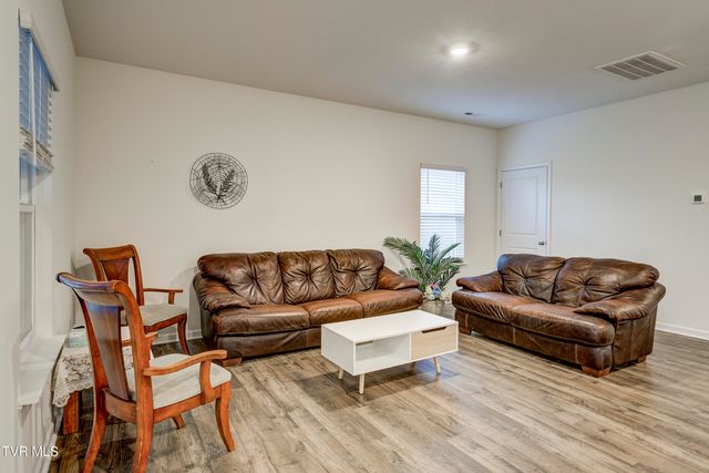 2472 Bridgeforth Crossing, Kingsport, TN 37664