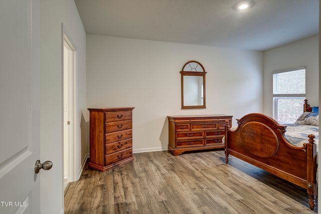 2472 Bridgeforth Crossing, Kingsport, TN 37664