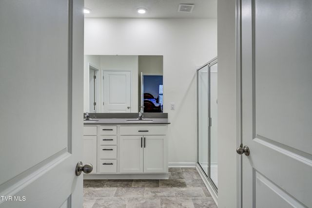 2472 Bridgeforth Crossing, Kingsport, TN 37664