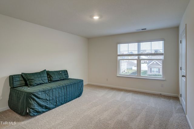 2472 Bridgeforth Crossing, Kingsport, TN 37664