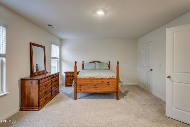 2472 Bridgeforth Crossing, Kingsport, TN 37664