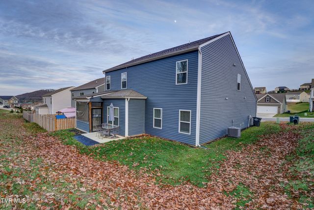 2472 Bridgeforth Crossing, Kingsport, TN 37664