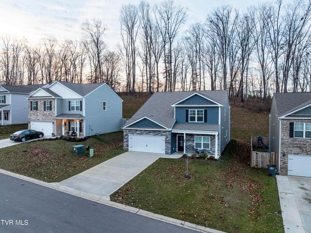 2472 Bridgeforth Crossing, Kingsport, TN 37664