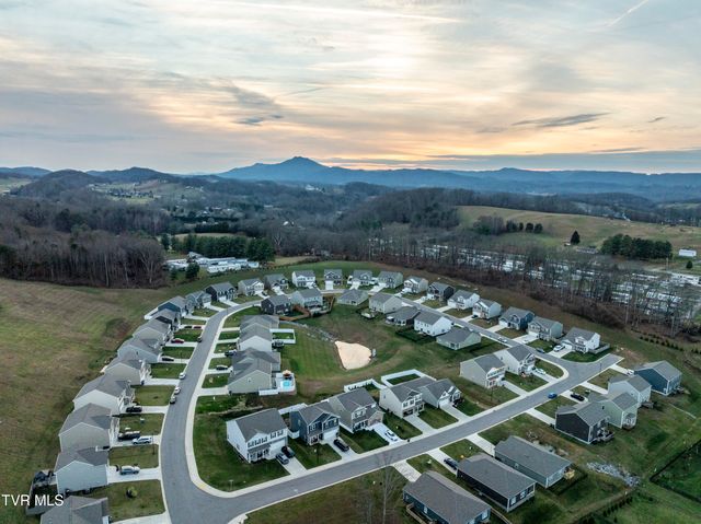 2472 Bridgeforth Crossing, Kingsport, TN 37664