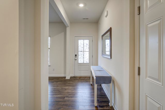 2472 Bridgeforth Crossing, Kingsport, TN 37664