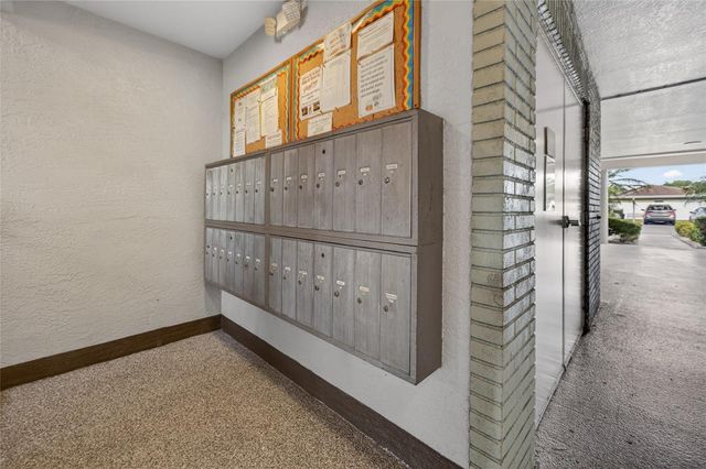 6080 80 STREET N 409, St Petersburg, FL 33709