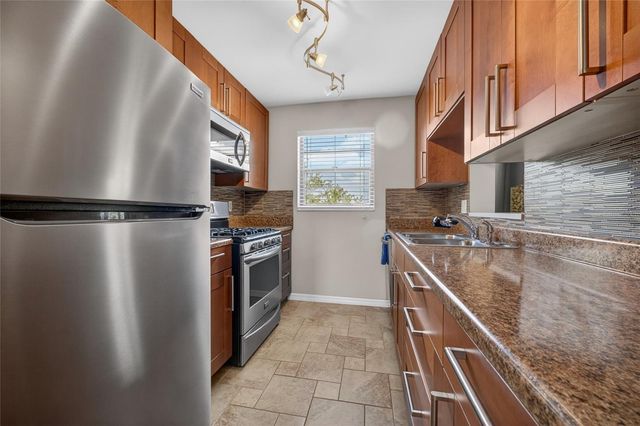 6080 80 STREET N 409, St Petersburg, FL 33709