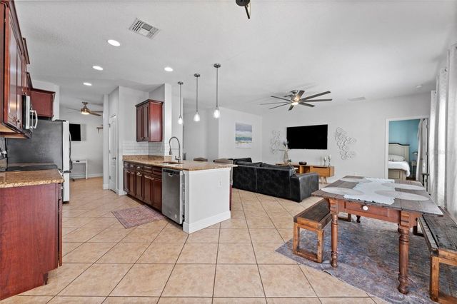 2916 WINGLEWOOD CIRCLE, Lutz, FL 33558