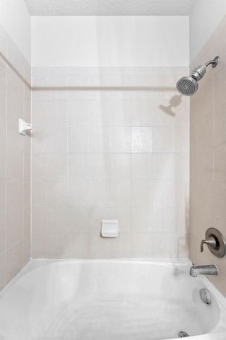 2916 WINGLEWOOD CIRCLE, Lutz, FL 33558