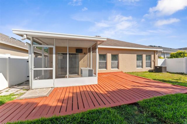 2916 WINGLEWOOD CIRCLE, Lutz, FL 33558