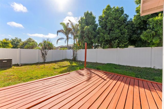 2916 WINGLEWOOD CIRCLE, Lutz, FL 33558
