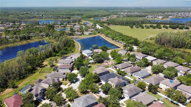 2916 WINGLEWOOD CIRCLE, Lutz, FL 33558