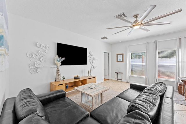 2916 WINGLEWOOD CIRCLE, Lutz, FL 33558