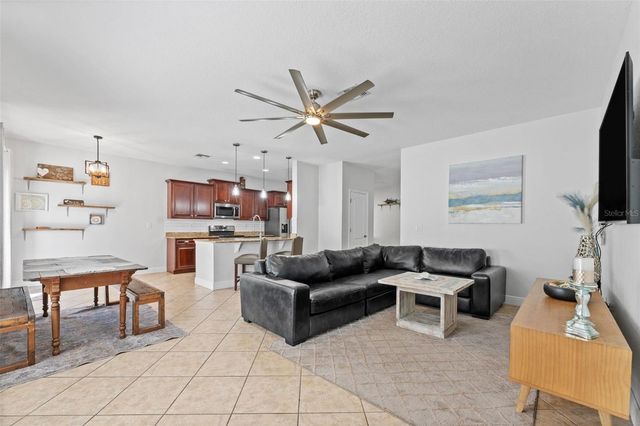 2916 WINGLEWOOD CIRCLE, Lutz, FL 33558