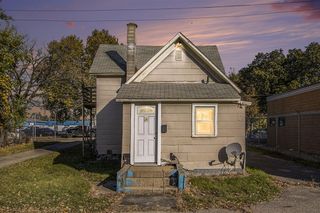 1132 E Crosstown Parkway, Kalamazoo, MI 49001