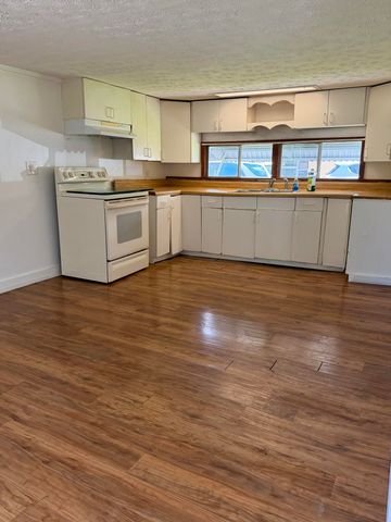 1864 SW College Street, Stuart, FL 34997