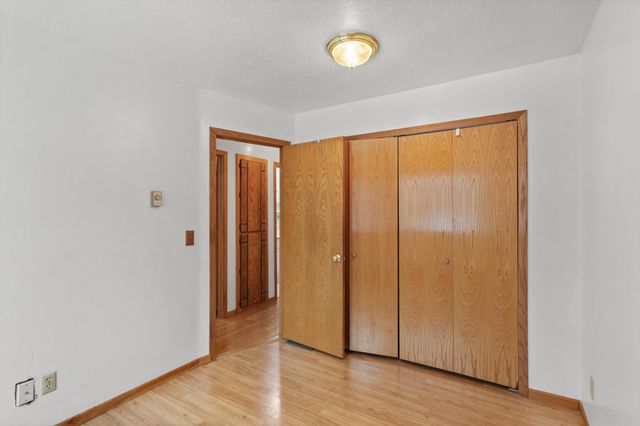 8090 Urbandale Lane N, Maple Grove, MN 55311