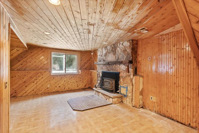 8090 Urbandale Lane N, Maple Grove, MN 55311