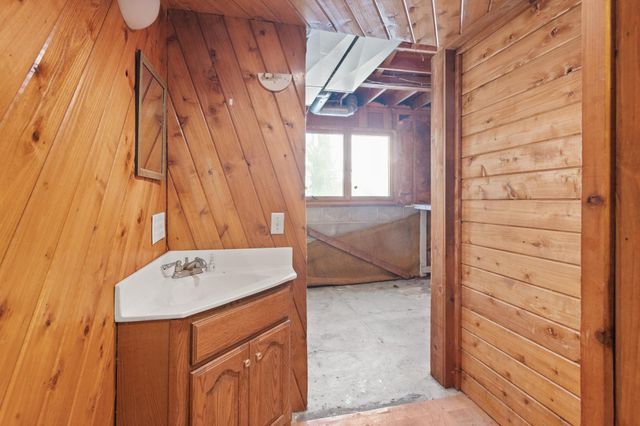 8090 Urbandale Lane N, Maple Grove, MN 55311