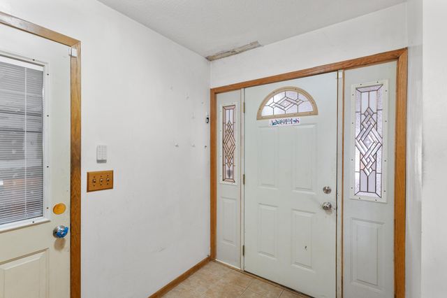 8090 Urbandale Lane N, Maple Grove, MN 55311