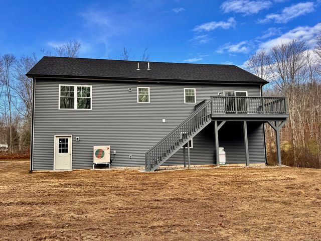 67 Paradise Drive, Brooklyn, CT 06234