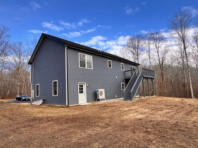 67 Paradise Drive, Brooklyn, CT 06234