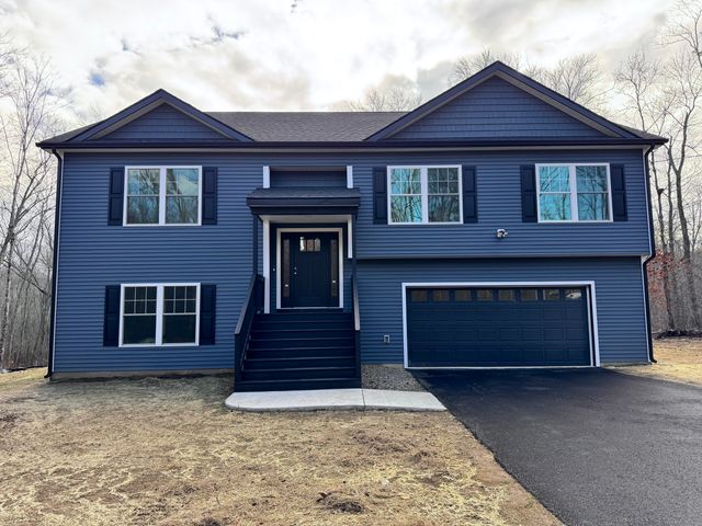 67 Paradise Drive, Brooklyn, CT 06234