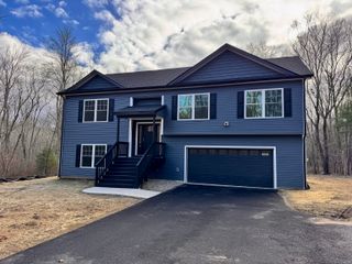 67 Paradise Drive, Brooklyn, CT 06234