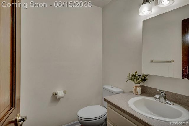 54359 Algonquin Drive, Utica, MI 48315